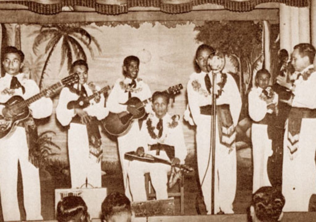 THE ROYAL HAWAIIAN MINSTRELS - SUARA ISTANA